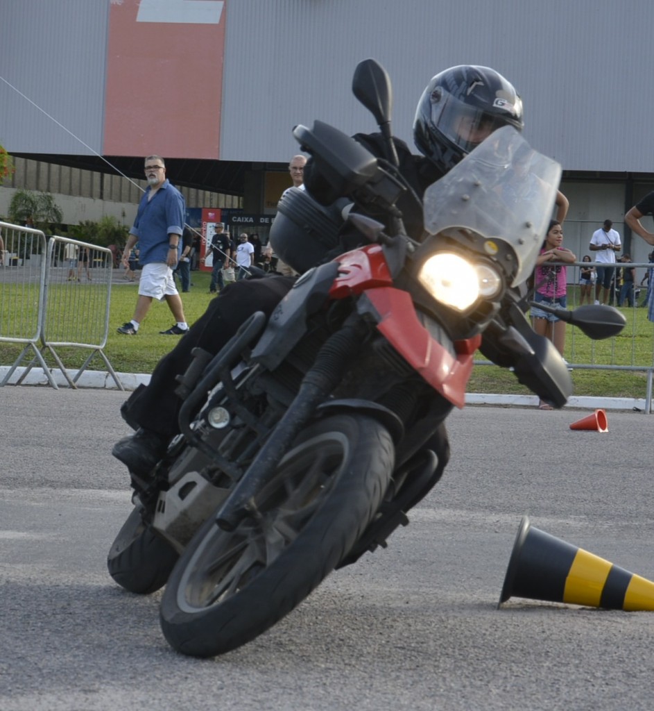 Conhecendo os limites de inclinação da G 650 GS