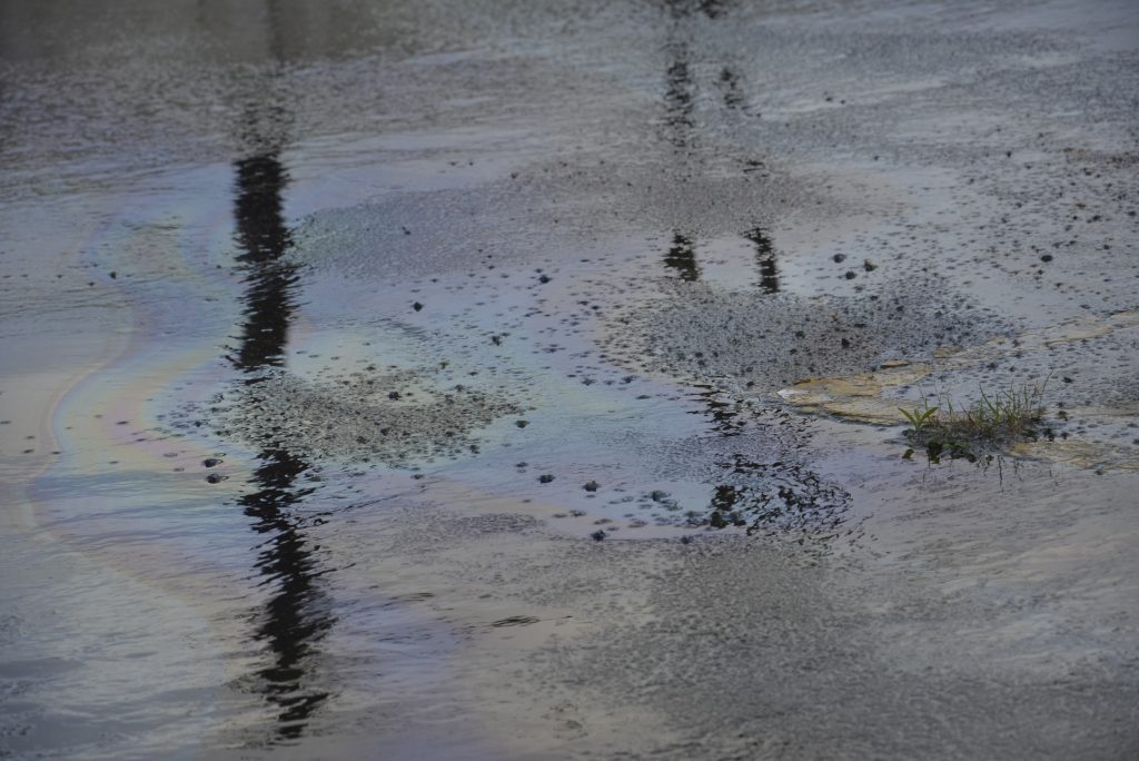 Pior momento da chuva é o seu começo, quando não é lavado a sujeira do solo